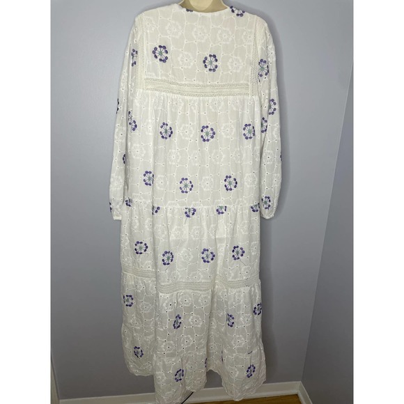 By ESQ Floral Embroiled Bohemian White Dress - Picture 9 of 12